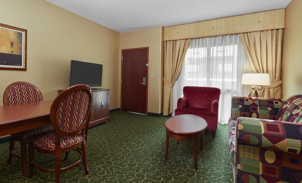 Embassy Suites By Hilton Hampton Convention Center Luaran gambar