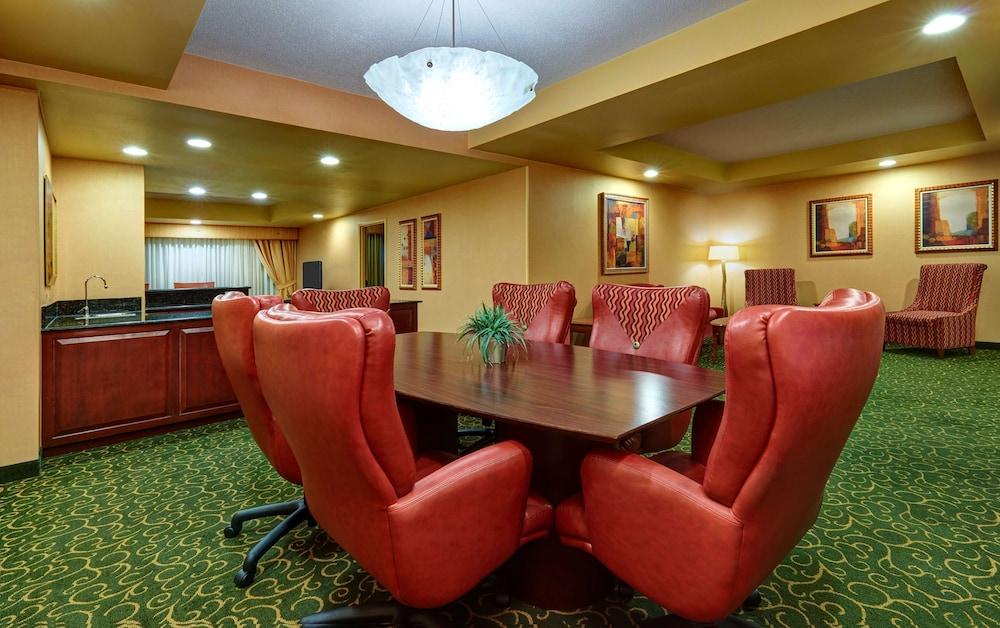 Embassy Suites By Hilton Hampton Convention Center Luaran gambar